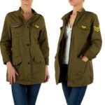 Embleemidega khakki pikem jakk